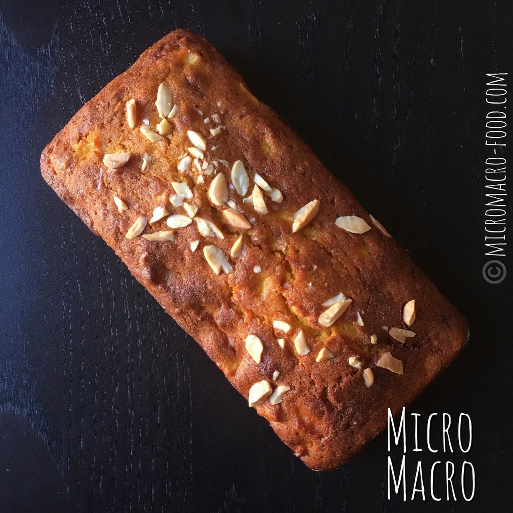 plumcake di zucca mele e mandorle